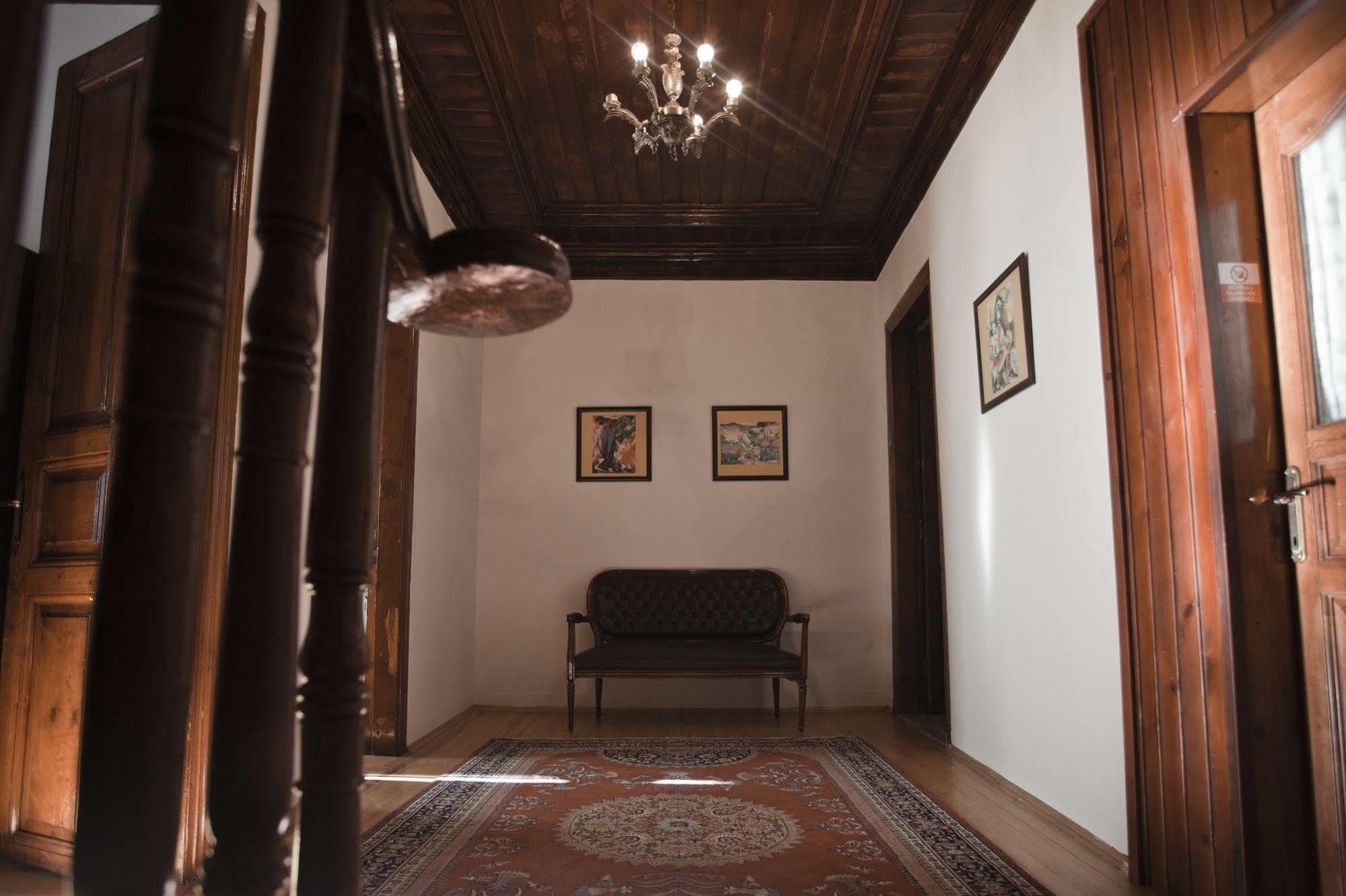 Auberge de jeunesse Veni Vidi Dormi à Istambul Extérieur photo